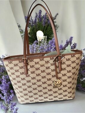 Michael Kors Beige/Ebony Logo Tote Bag - Signature MK Canvas/brand new with tags